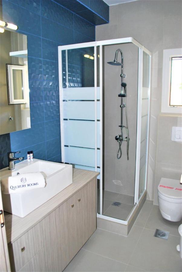 Q Luxury Rooms Paleros Екстериор снимка
