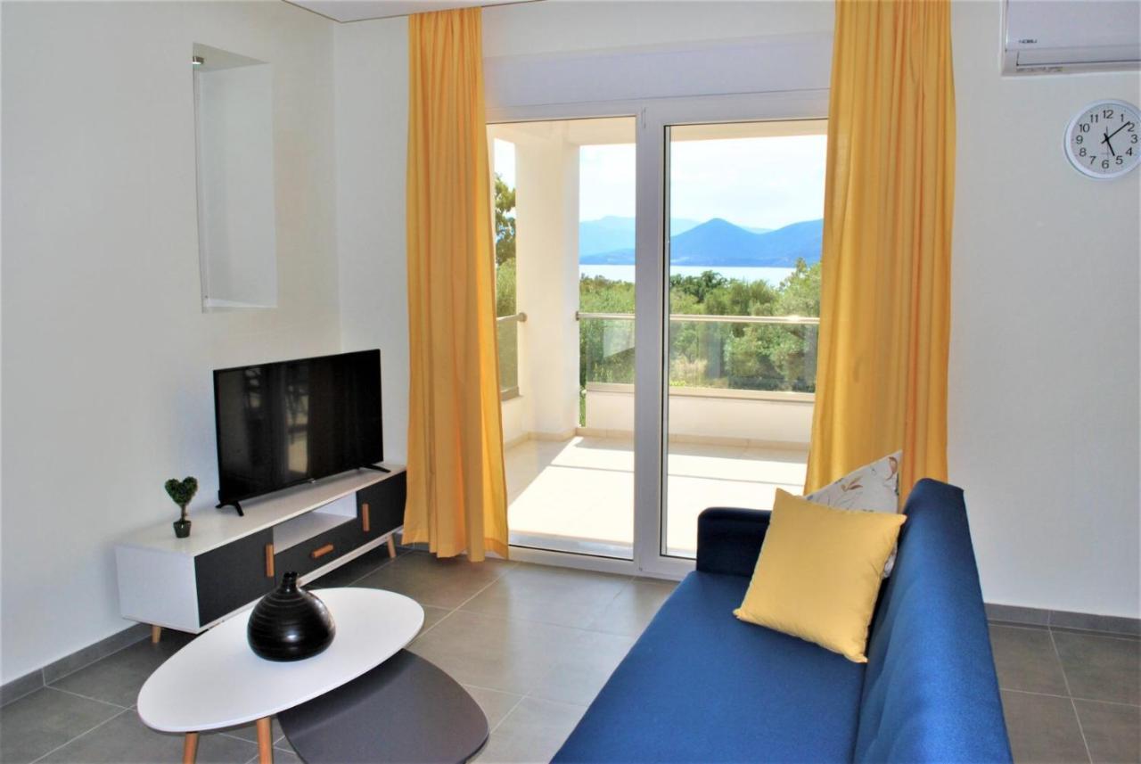 Q Luxury Rooms Paleros Екстериор снимка