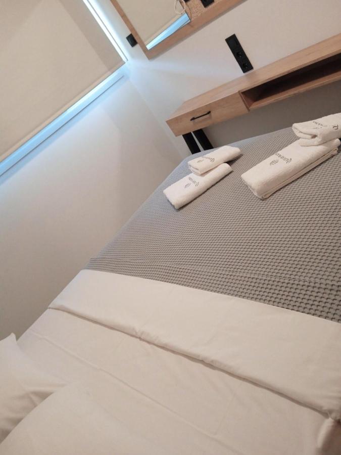 Q Luxury Rooms Paleros Екстериор снимка